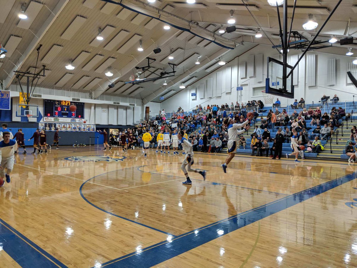 btsohio's tweet photo. Pics From Last Nights Big Time Sports TV Game Lake Centre Christian vs Southeast More on our Facebook Page https://t.co/DxnLpfnNcV