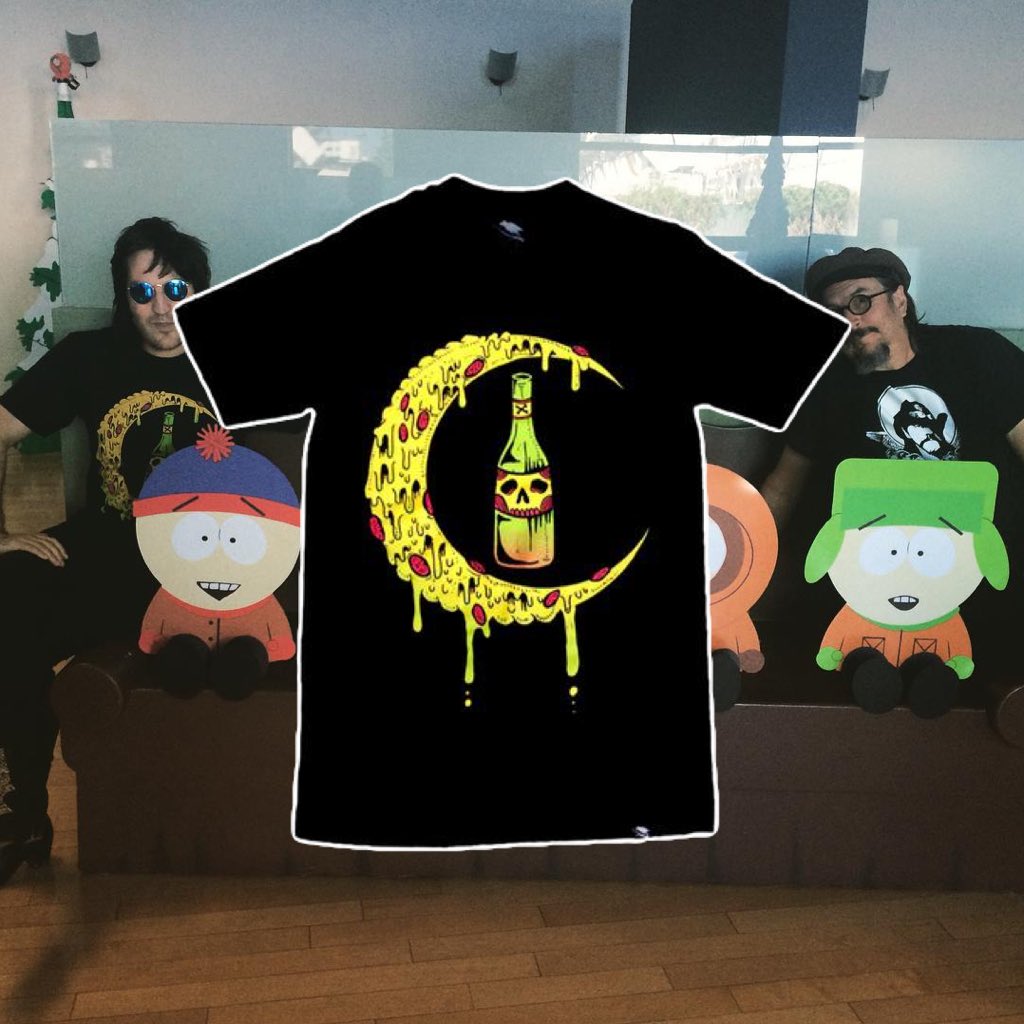 Only a few of our Night Cravings tees as worn by <a href="/noelfielding11/">noel fielding</a> left. On clearance now for just £4.49 shop.lifesick.com/products/night…