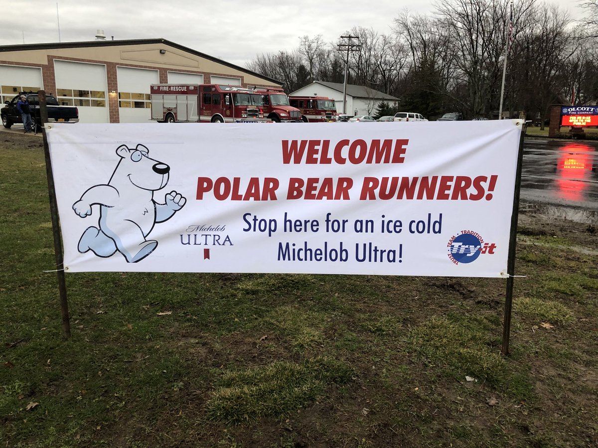 RunLockport's tweet image. It’s 40 degrees and no wind in Olcott Beach this morning.