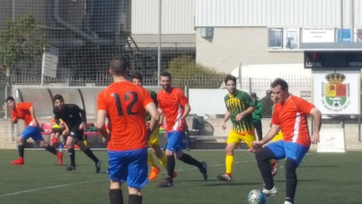 rivassalvador's tweet photo. [DIRECTO]

FINAL

#Futbolcat 

#3cat8

@recreativasf 1 - @canroca74UE 1 https://t.co/b3L5OZZoTH