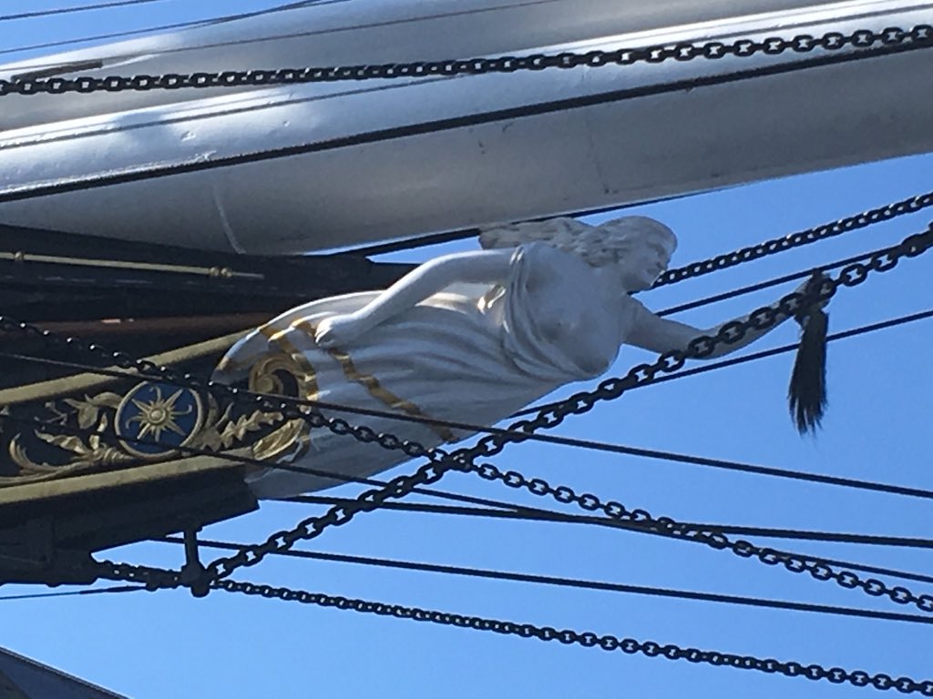 StonebridgeLock's tweet image. .@Thames21 #plastic #litter monitoring survey under a cold sun &amp;amp; the eye of Nannie Dee who once coursed #plasticfree seas. Thanks for a fab day #outdoors @sheephot #BinIt #OneLess #LastStraw #3Ps