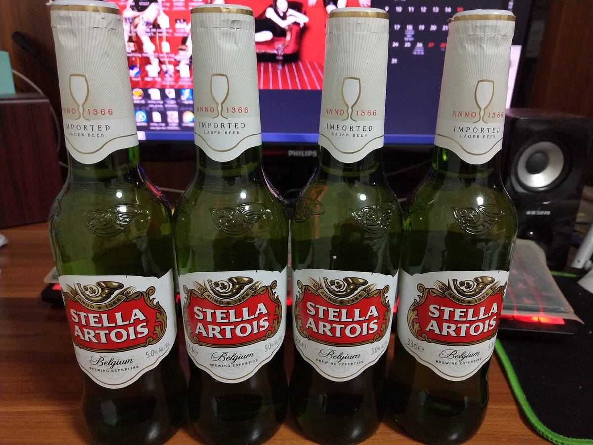 520minxi's tweet photo. 제 유일한 아돌들을 위하여! 🍺🍺🍺🍺@hyoni_0316_  @minhee_ju @gayoung_eee @youlri_0320 https://t.co/eQE5QtRxcy