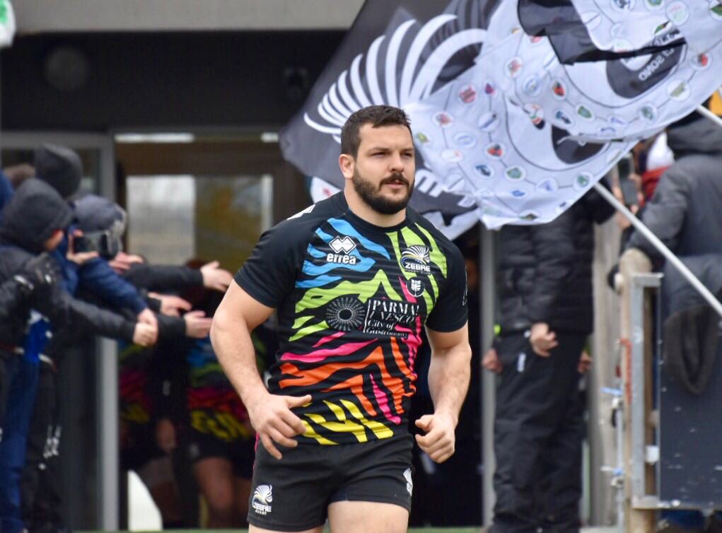 #ZEBvCBL l'ingresso in campo del capitano delle Zebre #Rugby Guglielmo Palazzani che oggi festeggia la sua 102esima presenza col #XVdelNordOvest 

Segui la gara in diretta <a href="/Eurosport_IT/">Eurosport IT</a> 2

Foto <a href="/stede64/">Stefano Delfrate</a>