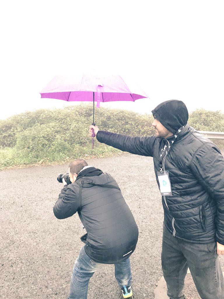 3commarketing's tweet photo. 🌧 Ahora que se acerca la #LPAstorm, les dejamos nuestra definición gráfica de trabajo en equipo😅

#Teamwork #envideate #pic2go https://t.co/e6aQU50e0j