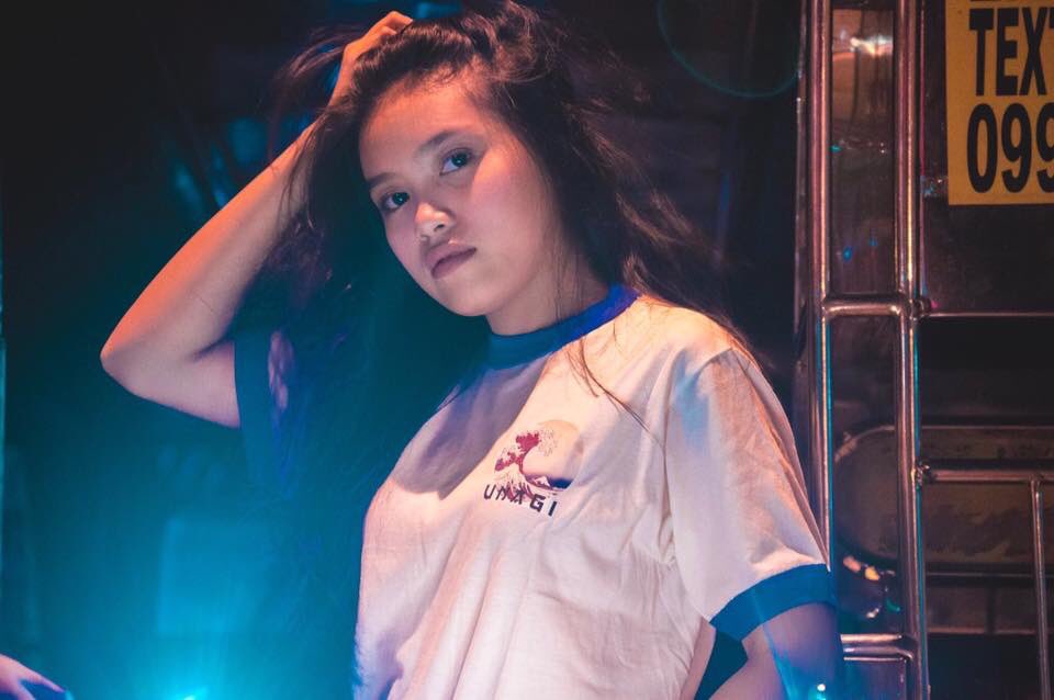spektraph's tweet image. Be prepared for any danger that may befall you when you wear our Friends inspired UNAGI shirt 🌊

Get yours now for 300 pesos at facebook.com/spektraph! (Royal blue ringer tee)