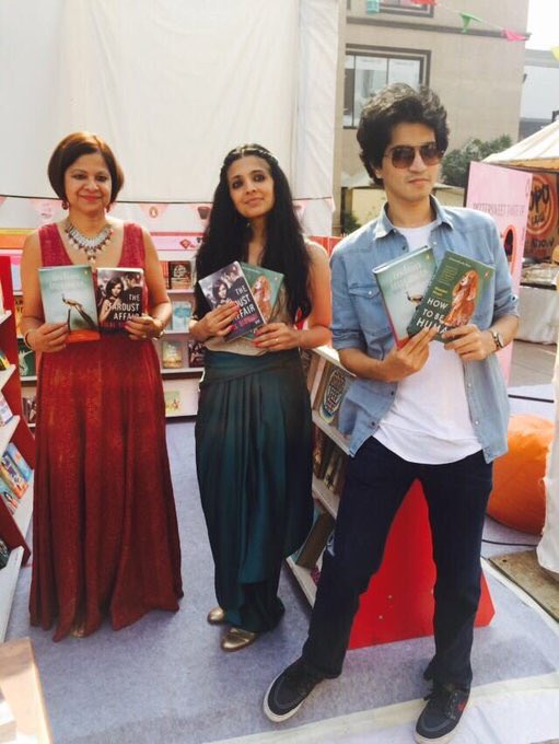 HiraniManjeet's tweet photo. Thank you Penguin and Stuti for a beautiful Sunday. Feeling Blesssd. @PenguinIndia @BilalS158 @Miniya https://t.co/FvEkGMeQIv