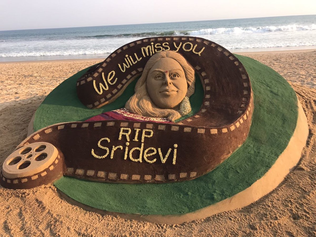 What a way to pay tribute to the #LegendaryActress ... another masterpiece by @sudarsansand 
@News18India @awasthis @sudarsansand @raydeep #Sridevi #sridevideath