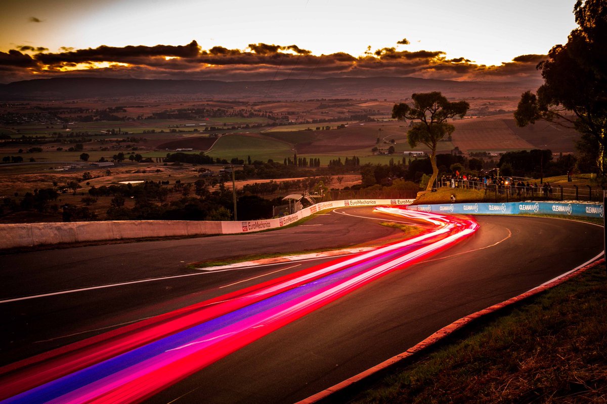 Speed of light. ⚡️ #Bathurst12H