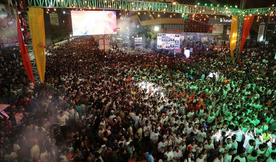 iyuvrajpokharna's tweet photo. Thank you #Surat.
#RunForNewIndia #SuratNightMarathon #SuratNightMarathon2018 #SuratWithModi #SuratWelcomesModi @v_shrivsatish https://t.co/8p9JV1pO03