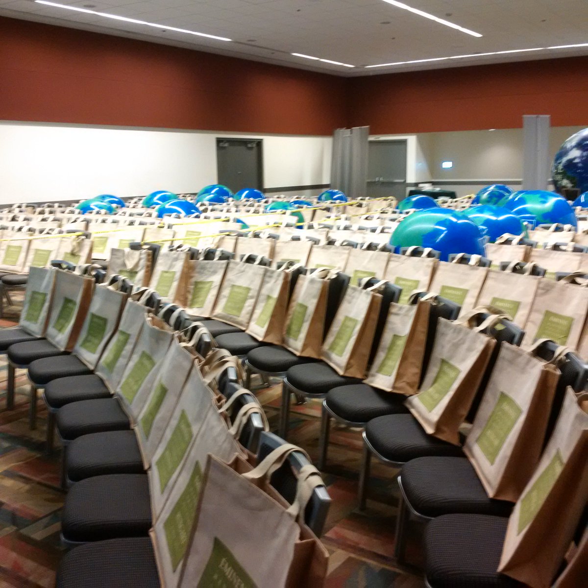 EminenceOrganic's tweet photo. Here’s how we get ready! Join us 1.30 tomorrow for your last chance to attend our Master Class at @spa_show #Vancouver #esishow - see you there 🙋♀️ https://t.co/gyNmLmfrM9