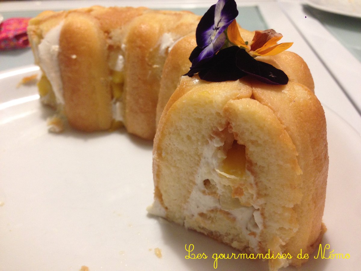 cuisinedenemo's tweet photo. Recette de charlotte ananas-mangue, crème légère fromage blanc, délicieux : https://t.co/anK0xps6LJ #dessert #patisserie #cuisine #Charlotte #ananas #mangue https://t.co/H6ejwtSbU1