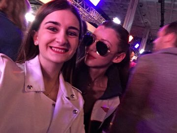 Eleanor with Fans at the #TOMMYxGIGI 2017 vs 2018