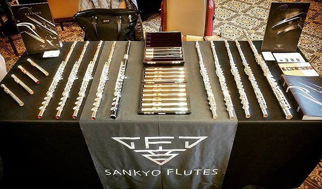 EireSwede's tweet photo. Having a FABULOUS time at the @nyfluteclub Flute Fair with @sankyoflutes ! If you're in the area, come try our 10k and 14k gold #flutes, wood #flute, PureSilver, and the amaaaaaaazing #Song #headjoints from Korea!! 😮😱😍❤️ https://t.co/XAlXtU8wxt https://t.co/Cx47Se9QVe
