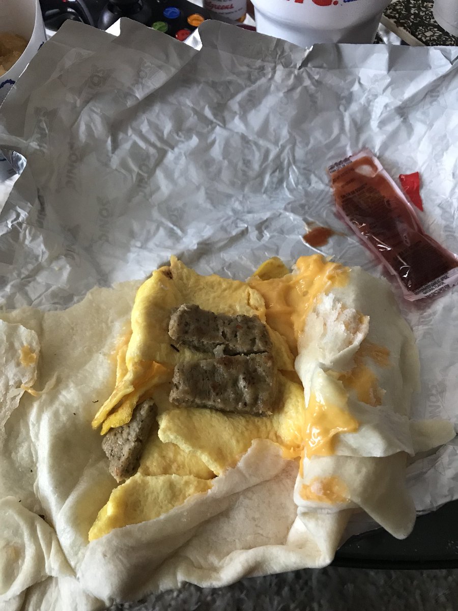 kaylas94's tweet photo. Seriously? I ordered a sausage burrito not an all egg burrito!! What is this @sonicdrivein thanks for disappointing a very hungry pregnant woman. https://t.co/4cDm22yspl