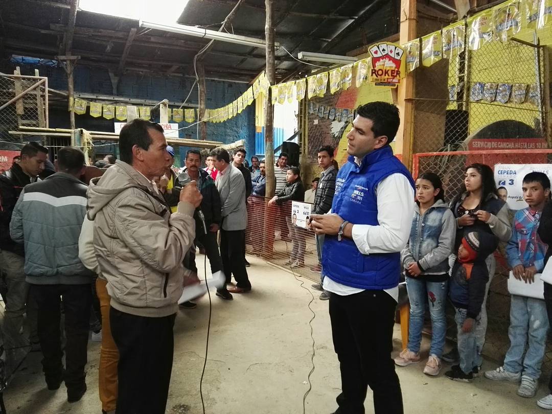 juanchowills's tweet photo. La sociedad es el reflejo de las familias, por eso hacemos la política pensando en ellas. Vamos a crear oportunidades que permitan mejorar la calidad de vida de las personas. Barrio #LuceroMedio de la localidad #CiudadBolivar porque #BogotaSiImporta 
#C3 Senado #C101 Cámara https://t.co/Iz5QPd1OyP