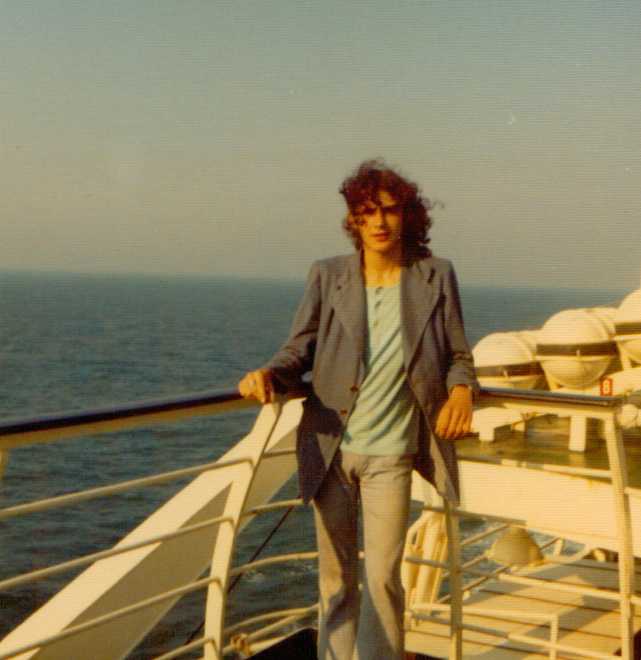 DylanWhite16's tweet photo. As part of my 60th year and occasionally looking back. Here's one of me in August '74 aged 16:) #longhair #glam #denim https://t.co/EAy6jFx7zI