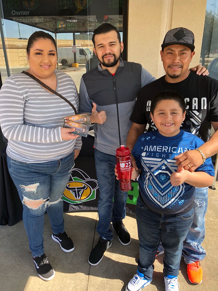 PuesEddyGee's tweet photo. Ven por tus boletos de @Arrolladora Banda el Limón de Rene Camacho 12pm-2pm @sprint planes ilimitados 2909 forest Ln, Dallas tx https://t.co/QfZoWjQOds