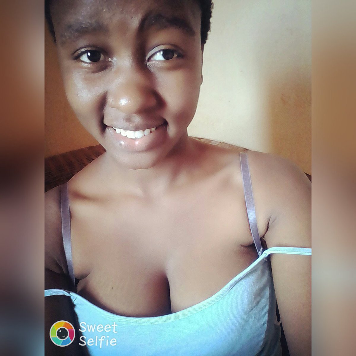 Busie08100's tweet photo. #busie❤❤ https://t.co/qUHBxWVN5W