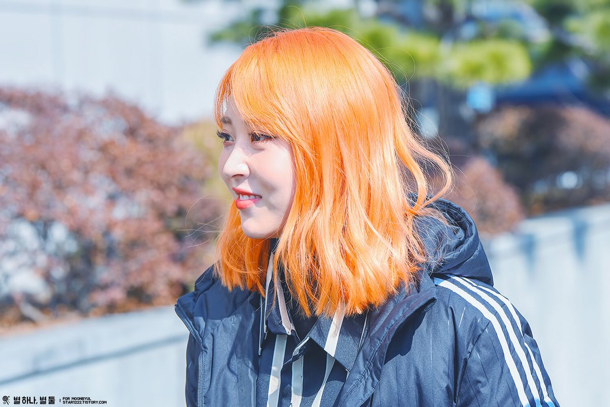 MMM_19921222's tweet photo. 180225 #마마무 #문별 
별시의 문별이⭐️
https://t.co/oSnmlHvxBe
https://t.co/r9XS5RPLZe
https://t.co/TfjKWBOBan https://t.co/ctIv0IgtNQ