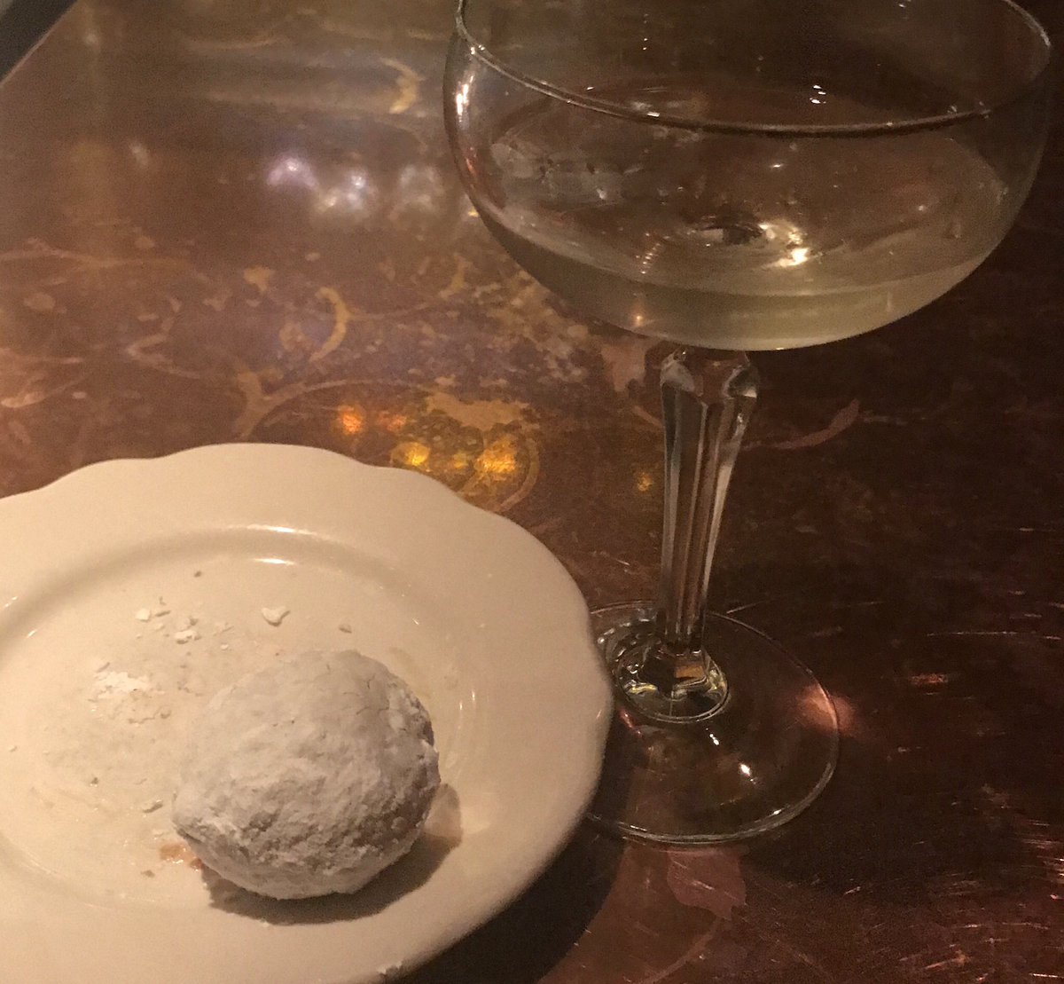 #bestitalianfood  Delicious wine & donut at SOTTO last night with @bngljim