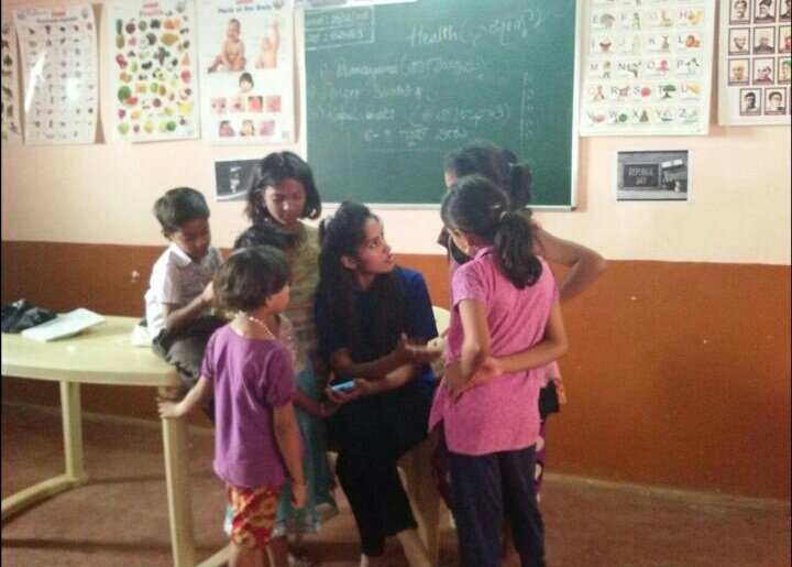 dcseLEAD's tweet photo. "Hygiene is two thirds of health!"
LEADer Vaishnavi from P C Jabin science college, #Hubballi visited Sushanti children's home today. She educated the kids &amp; gave an awareness talk regarding the human health and hygiene.
#LEADCampus
#LEADHubli
#Karnataka https://t.co/GdxeXPRzvi