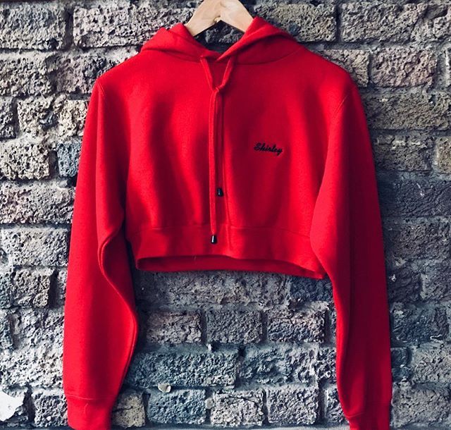 REDAgencyLDN_'s tweet photo. Hoodie up it’s freezing in @london // @shirley_studio cropped red ❤️ #shirleygirl
.
.
.
.
#red #hoodie #streetwear #streetstyle #streetwear #hood #jumper #sweatshirt #love #ootdpost #redfashion #batgio #instastyle #stylish #londondesigner #handmade #… https://t.co/ImnOQpO6UZ https://t.co/6rg2fbXaPP