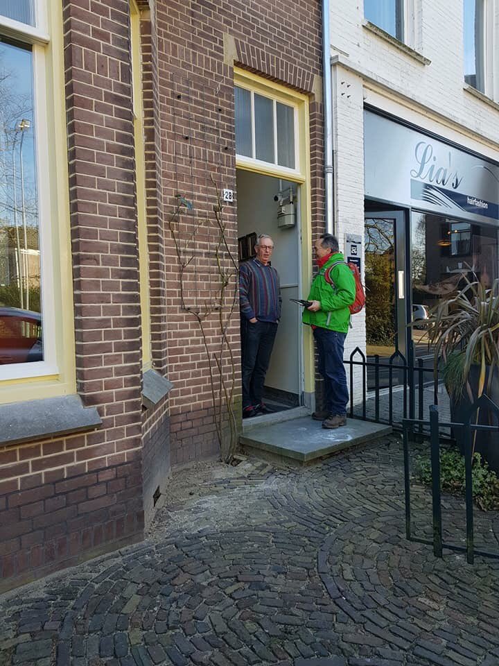 pvdhazel's tweet photo. Dieren Zuid opent deuren voor GroenLinks leden die folders aanbieden. @GLRheden @pvdhazel1 #GroenLinks #GroenLinksCongres https://t.co/RGvcG7zSdV