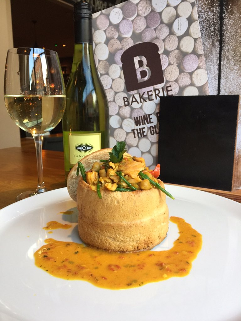 Fancy a Bunny Chow ? Next up 21 March it’s happening <a href="/bakeriemcr/">Bakerie - Bread&Wine</a> longtabledining.fikket.com