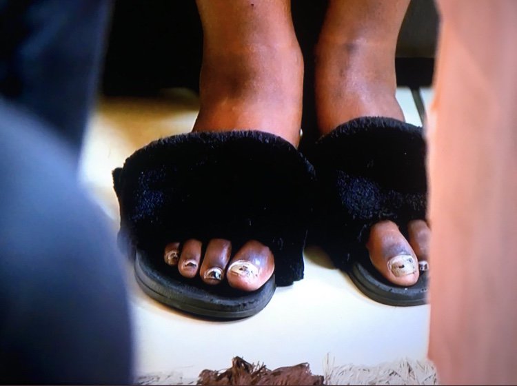 publicityqueens's tweet photo. #DateMyFamily yini Lena 🤣🤣🤣🤣🤣. Kodwa Nkosi https://t.co/1u3Mg8jXOF