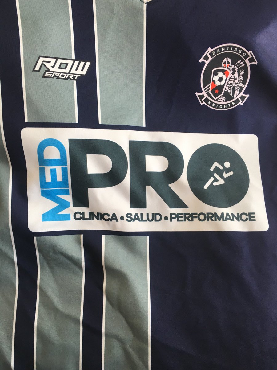 SantiagoKnights's tweet photo. Buen partido de entrenamiento. SK Junior 2 / SK Senior 3. Lo dió vuelta la senior, para el debut con nueva #Armadura #ArmaduraHayUnaSola @Ligainternacifl @entreligas https://t.co/8txgNvi4l4