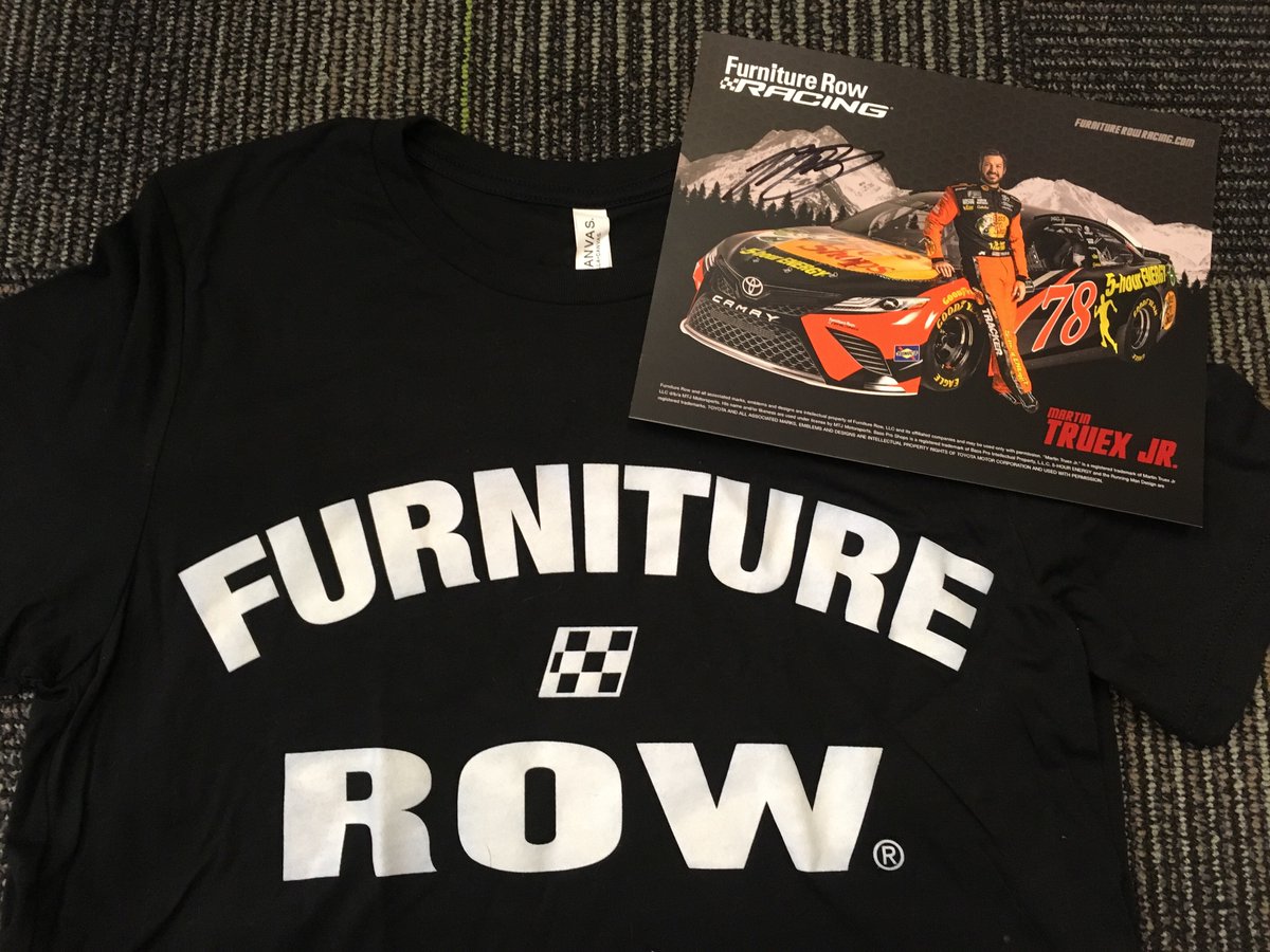 FalciAdaptive's tweet image. It’s #Giveaway time! 🙌
For a chance to win this awesome Furniture Row crew shirt and autograph card signed by Martin Truex Jr.:

1️⃣ FOLLOW @denvermattress
2️⃣ RETWEET this post

Winner chosen Monday, Feb 26th. Good luck!
#WeAreFurnitureRow