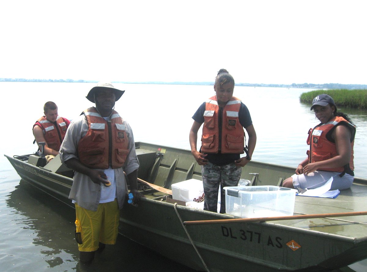 IMET_USMD's tweet image. We're looking for future scientists to join us in the lab this summer. Apply now for our internship program! ow.ly/X5Vo30irRKD #internship #job #summer #Maryland #research