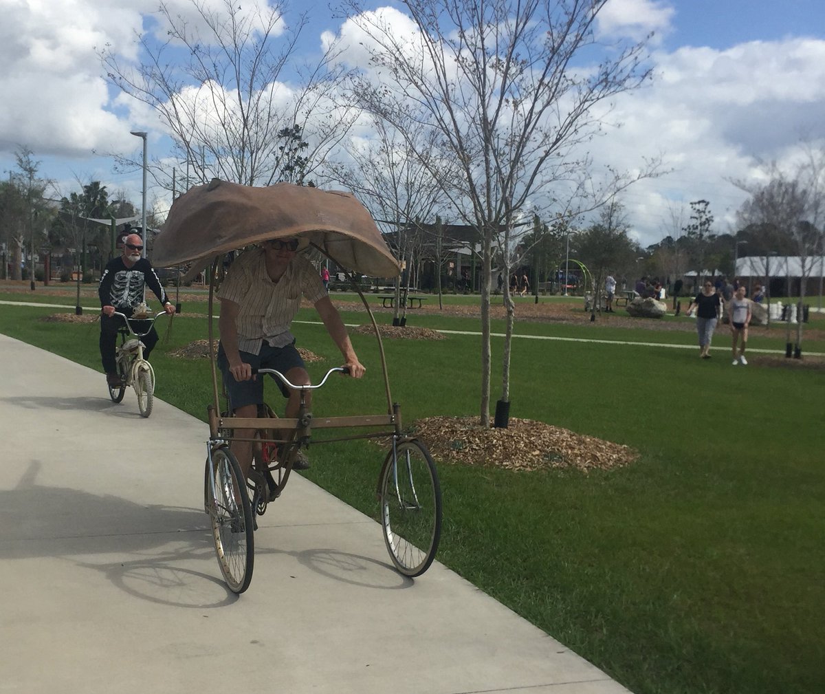 Some familiar faces from yesterday.... <a href="/MiMKinetic/">MiMKinetic</a> #ChimeraFest2018