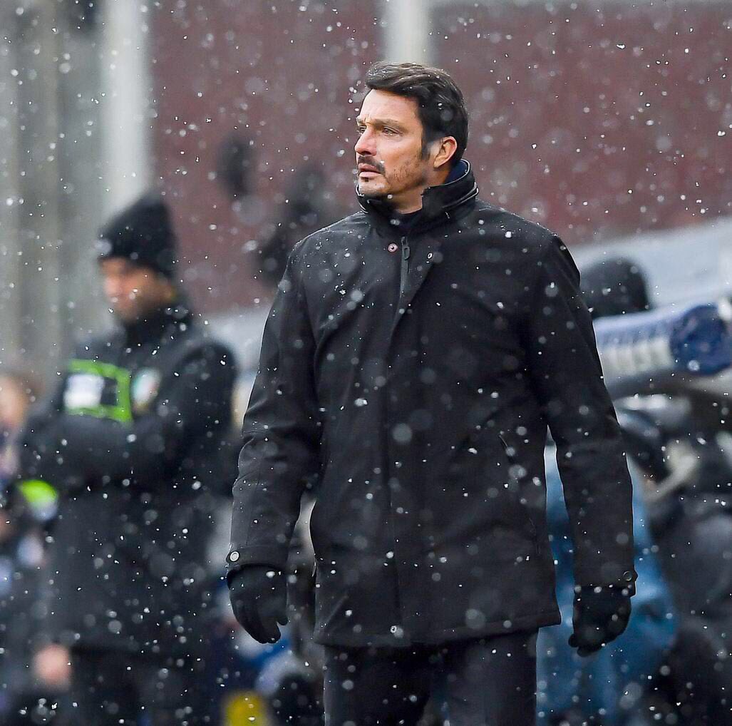 Nel calcio non vince chi è perfetto ma chi sbaglia di meno. Oggi abbiamo giocato una delle nostre migliori partite,ma pecchiamo di poca furbizia e commettiamo errori grossolani.Dalle sconfitte dobbiamo imparare più che dalle vittorie.Fuarce Udin!  #SampdoriaUdinese <a href="/Udinese_1896/">Udinese Calcio</a>