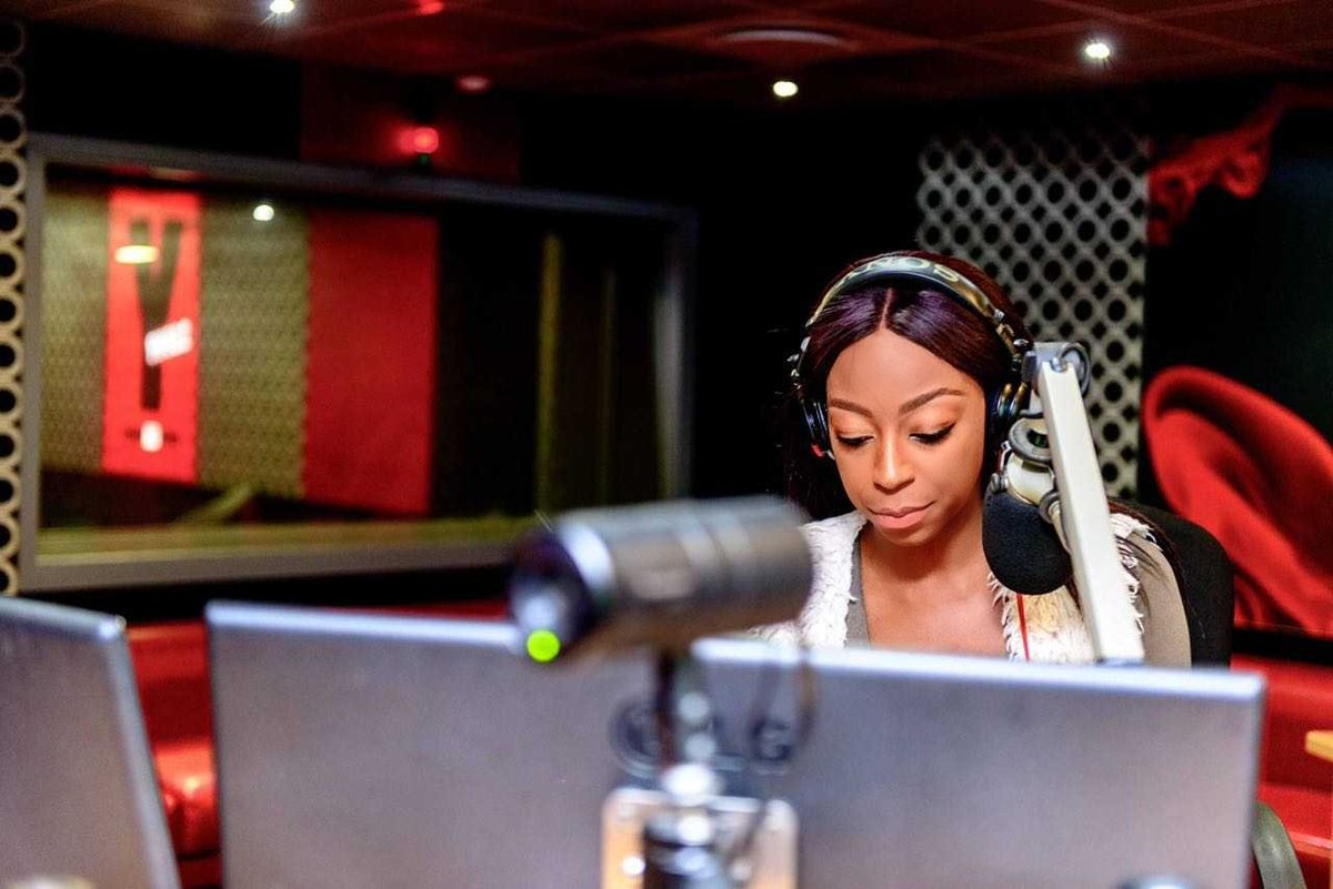 KhutsoTheledi's tweet photo. Sometimes life is about risking everything for a dream no one can see BUT YOU! https://t.co/z4RmPkOKUj