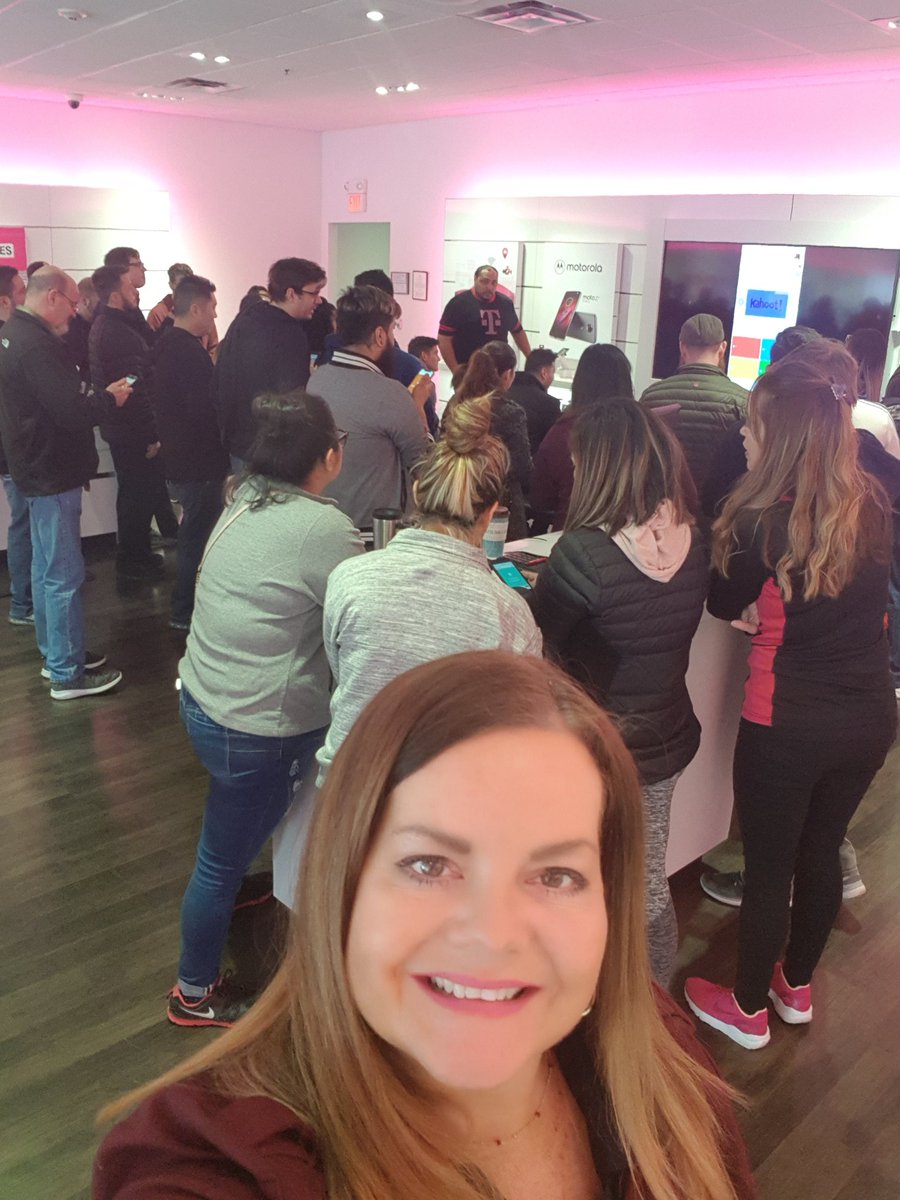 samsungdenver1's tweet photo. Driving excitement at my Tmobile district meeting and Unpacked Event. 
@MegganGFSM 
#DenverSouthUnpacked 
@soung_sul  @Krivs14 https://t.co/t9ZCNmufaN