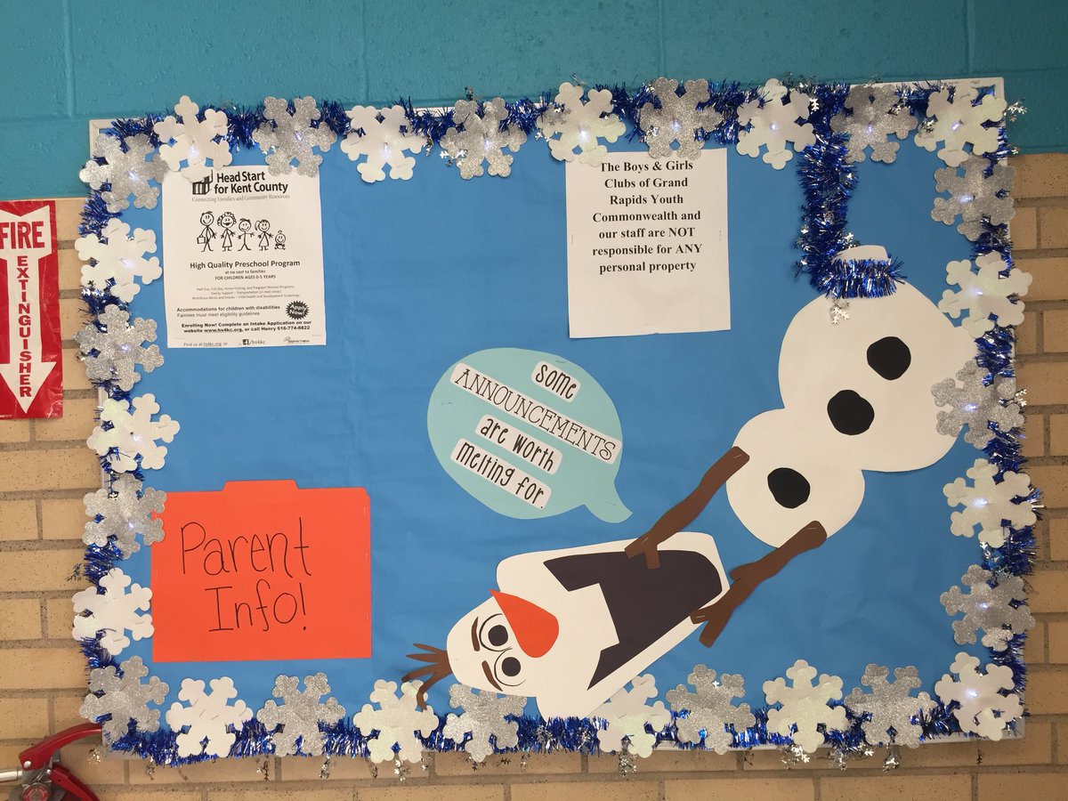 MissSchweda's tweet photo. Reminiscing of some old bulletin boards from work. #EDT370 friends, have you been practicing your bulletin board game? 

(Look closely: Olaf’s boarder lights up 😉) https://t.co/EE9RCUDM3g