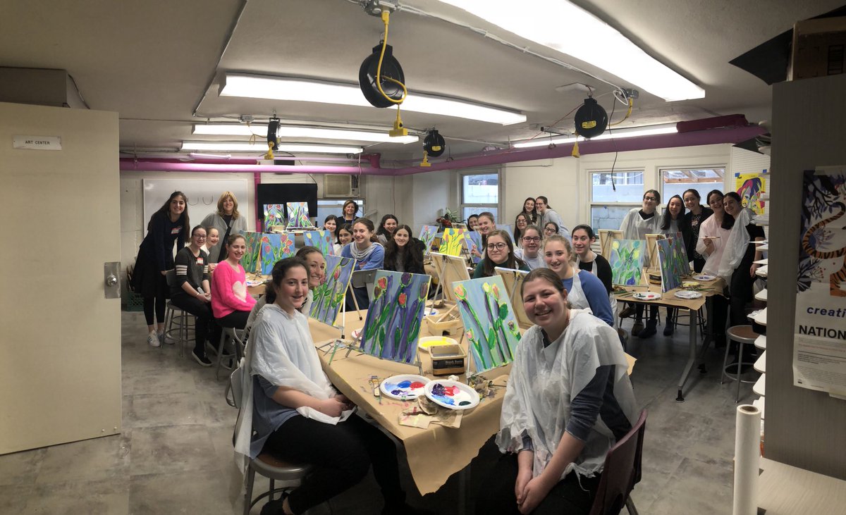 8th Grade Applicants came to SKA this morning for a fun morning of painting together while hearing more about SKA! #classof2022 #wearehalb