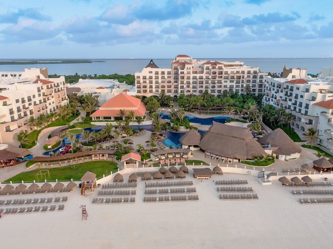 InversionInmob's tweet photo. Grupo Posadas informó que se cumplieron las condiciones para la venta de @fiestamericana Condesa Cancún a @FibraHotel https://t.co/71t4DOzWPS https://t.co/ll5652Fqow