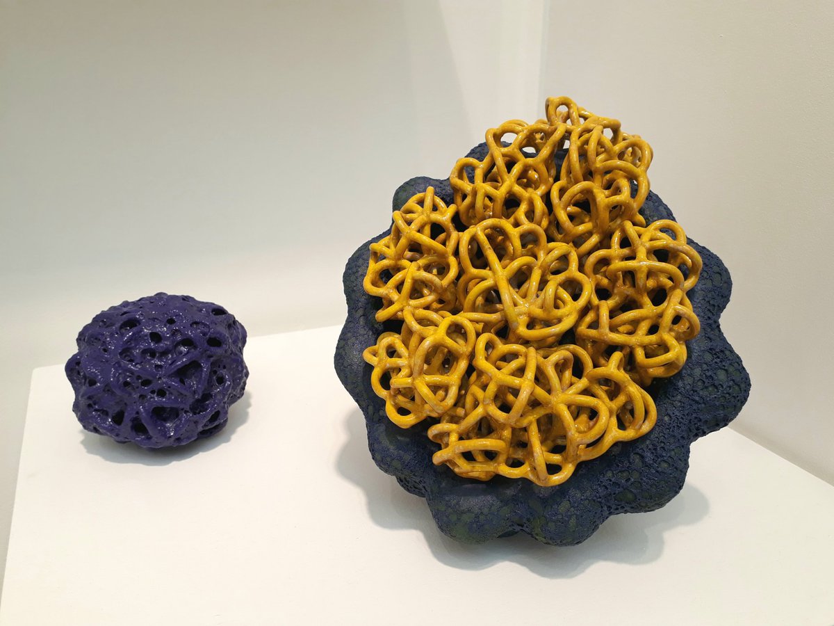 verityahoward's tweet photo. Highlights from my inspirational trip to Collect @saatchi_gallery. It was great to see my @CraftsCouncilUK Hothouse mentor @grantupp's work with @corbettGALLERY. Also fantastic to see my Hothouse peers @mellashaw and @forestandfound in the Collect Open. @tessa_eastman fab work! https://t.co/z1gkJGW7yC