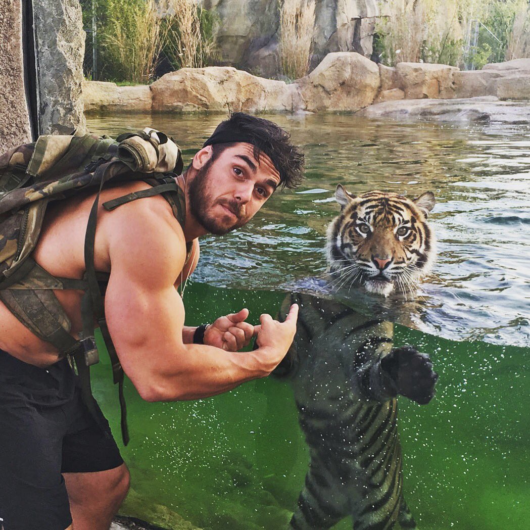 Throwback to when I ran 1,000 miles barefoot with <a href="/theproteinworks/">Protein Works</a> to raise money for <a href="/chesterzoo/">Chester Zoo</a> &amp; the work they do for wildlife conservation ALL over the word! Amazing place run by amazing people :-)