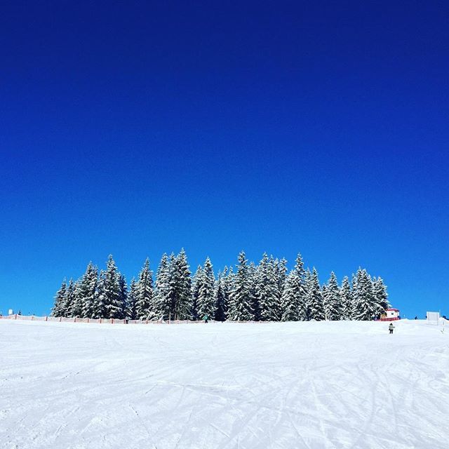Wish you were here? ☀️❄️😍 #Kitzbuhel crys.tl/2EQ8hE2