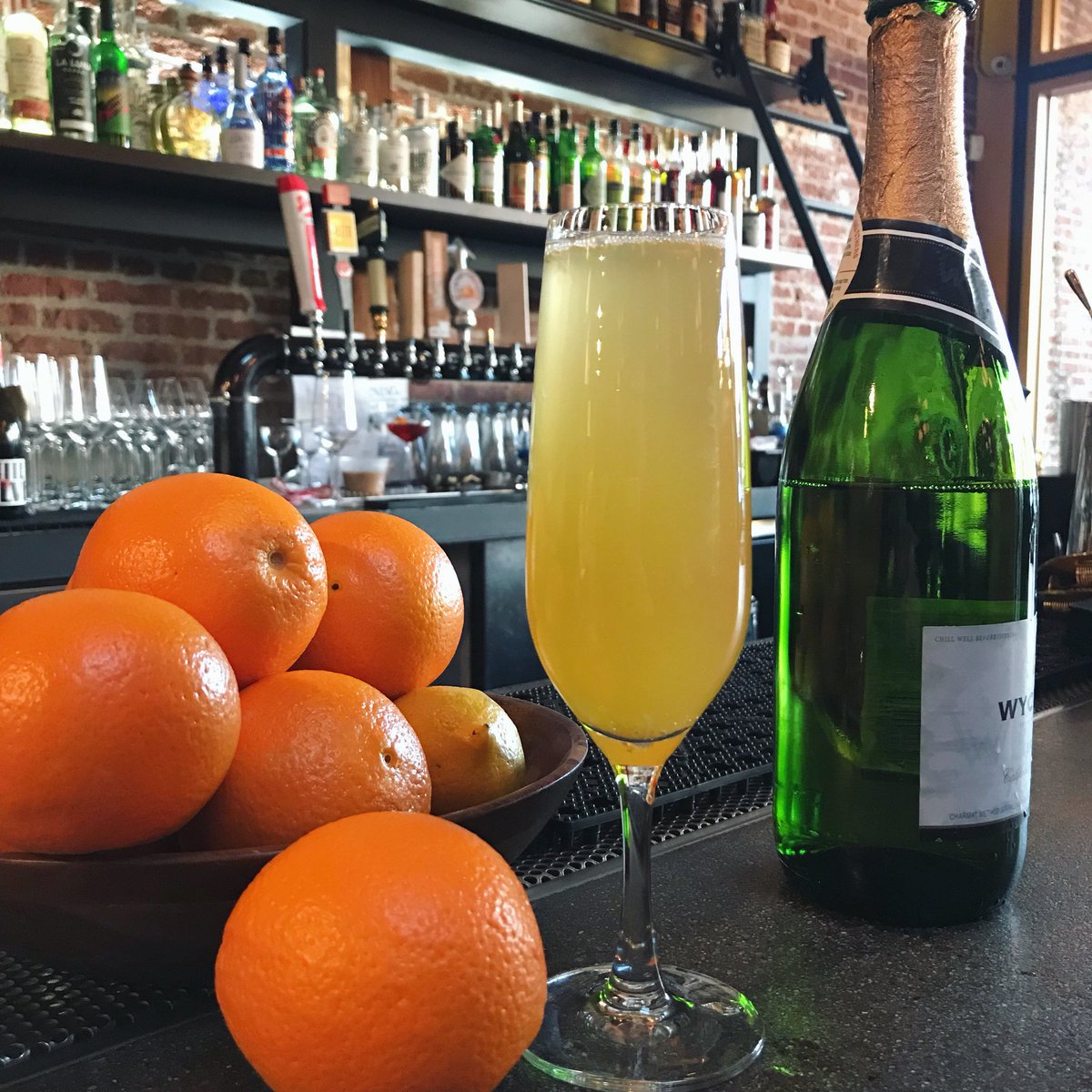 coteestla's tweet photo. Brunch is calling!! Wake up to our specialty #craftcocktails, #sweet and #savory bites, and #sunshine on our patioโ๏ธ see you there from 10-3p๐ #brunch #mimosa #highlandpark #cรดtรฉest #frenchfood #lafoodie #brunchie #frenchbistro #yorkblvd https://t.co/LdrL0EOqzQ