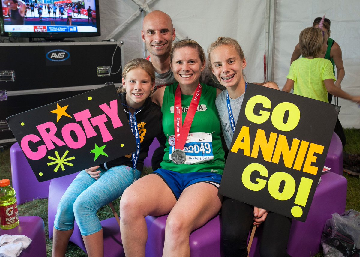 advocatehealth's tweet photo. Didn't get in to the Chicago Marathon? Join our charity team to earn a free entry and training: https://t.co/KWGEFiSM43 #ChiMarathon https://t.co/8BxDz7UWD3
