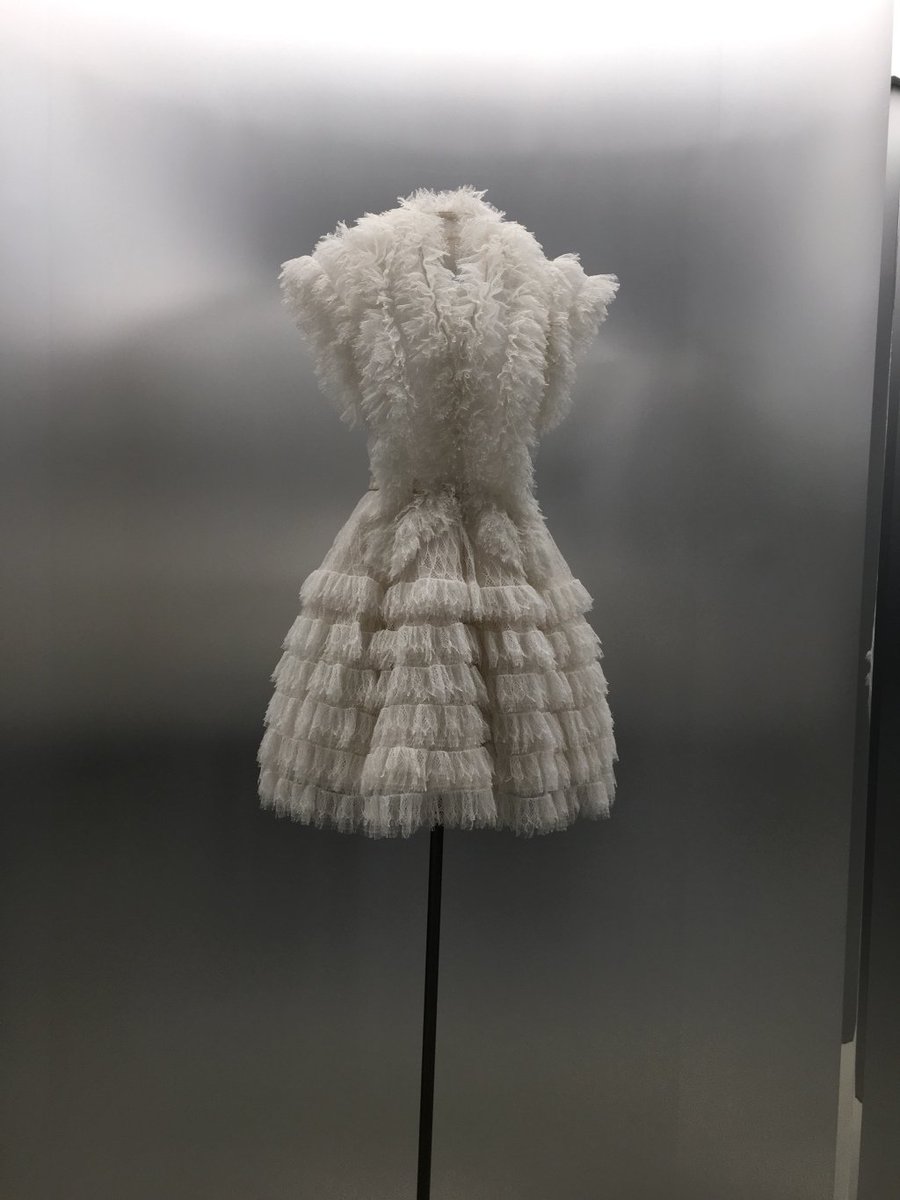IsabelleAndover's tweet image. Azzedine Alaia exhibition in Paris isabelleandover.com/2018/02/25/azz…