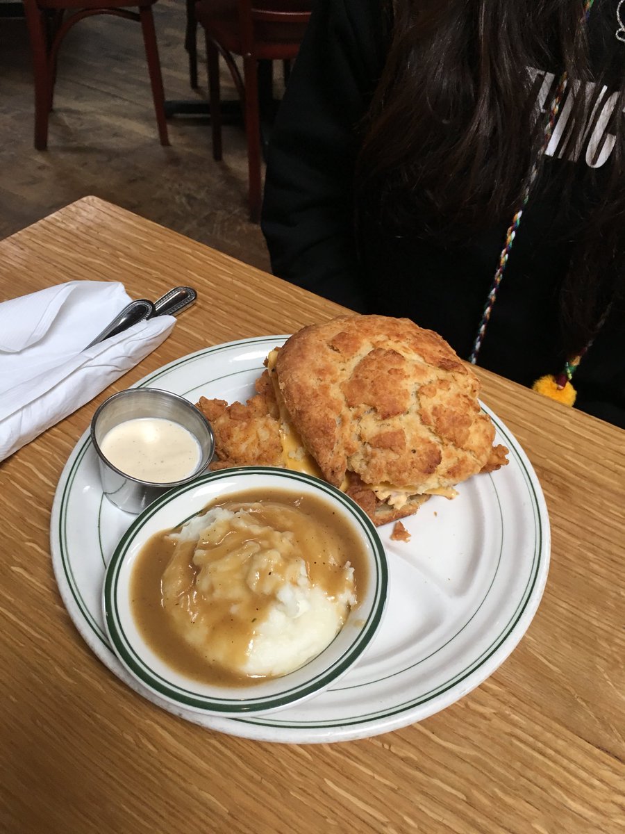 beercamp216's tweet photo. A final light lunch for #beercamp216 https://t.co/EVzp2lYk4z