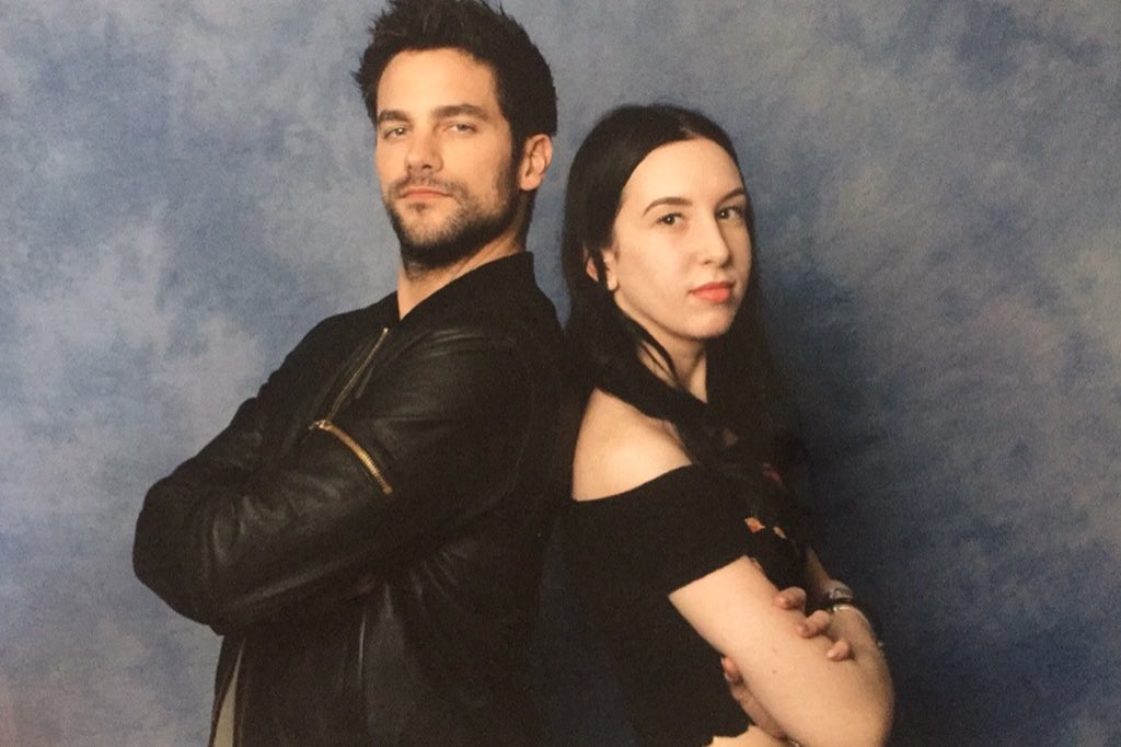 swainontheisles's tweet photo. 2 body guards at your service #BrantScriptGiveaway miss being a bodyguard with you! https://t.co/cjNWgMcKYl