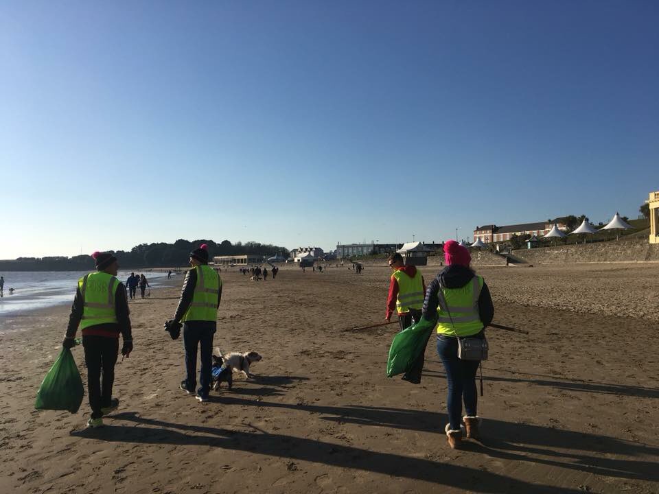 ValeSLSC's tweet image. Great turn out today for the Whitmore Bay beach clean from @ValeSLSC #keepbarrytidy