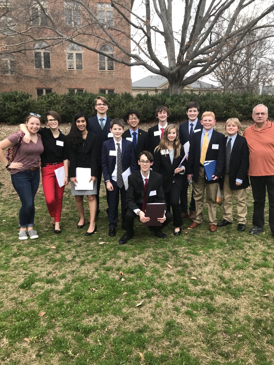 mssowinski's tweet photo. The @AnnapMSAACPS Model U.N club participated in a middle school Conference at the College of William and Mary. So very proud of these students who chose to spend their weekend practicing diplomacy and working to write resolutions for real world issues. #modelun #wmidmunxvi https://t.co/0DaK9HxBRC
