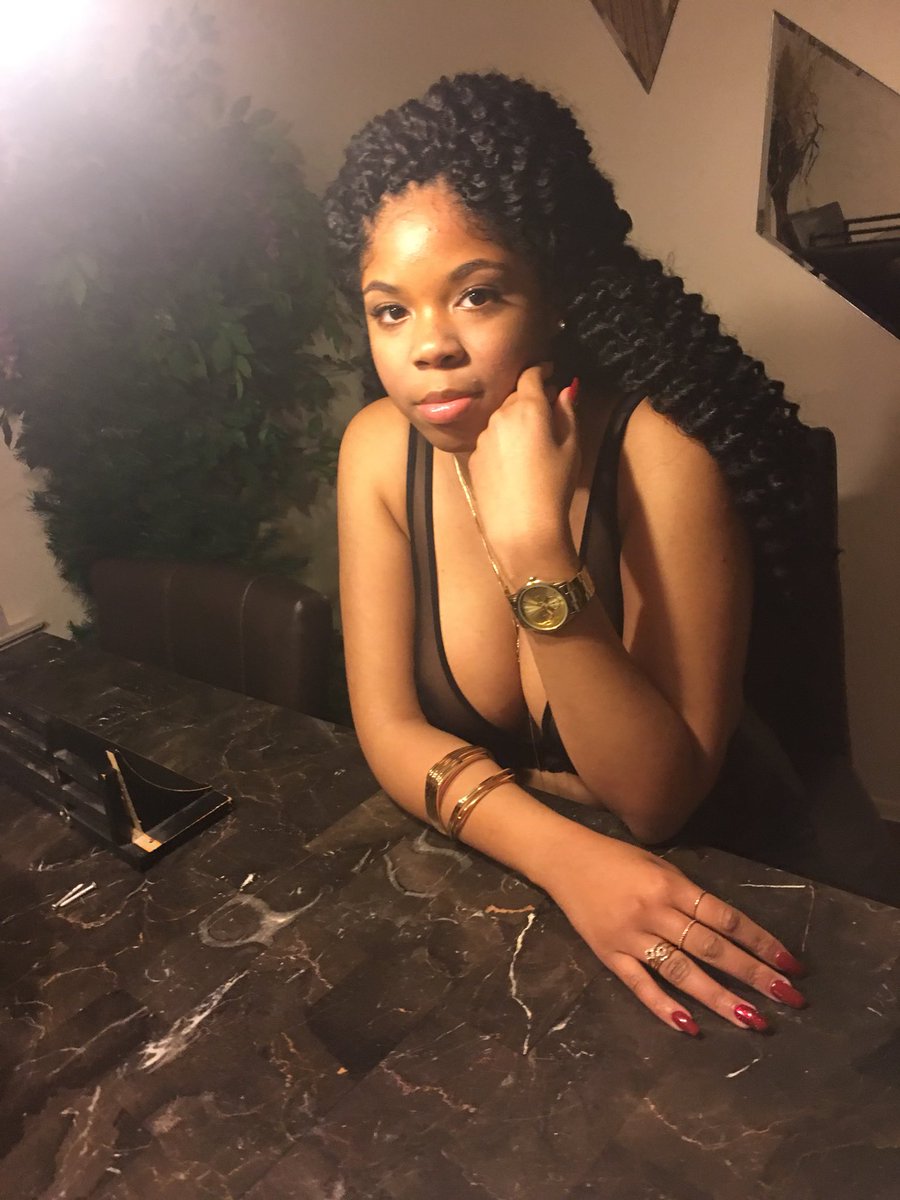 xModelTypex's tweet image. 🍯🍒✨